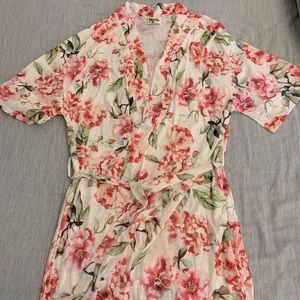 Show me your MUMU robe/coverup